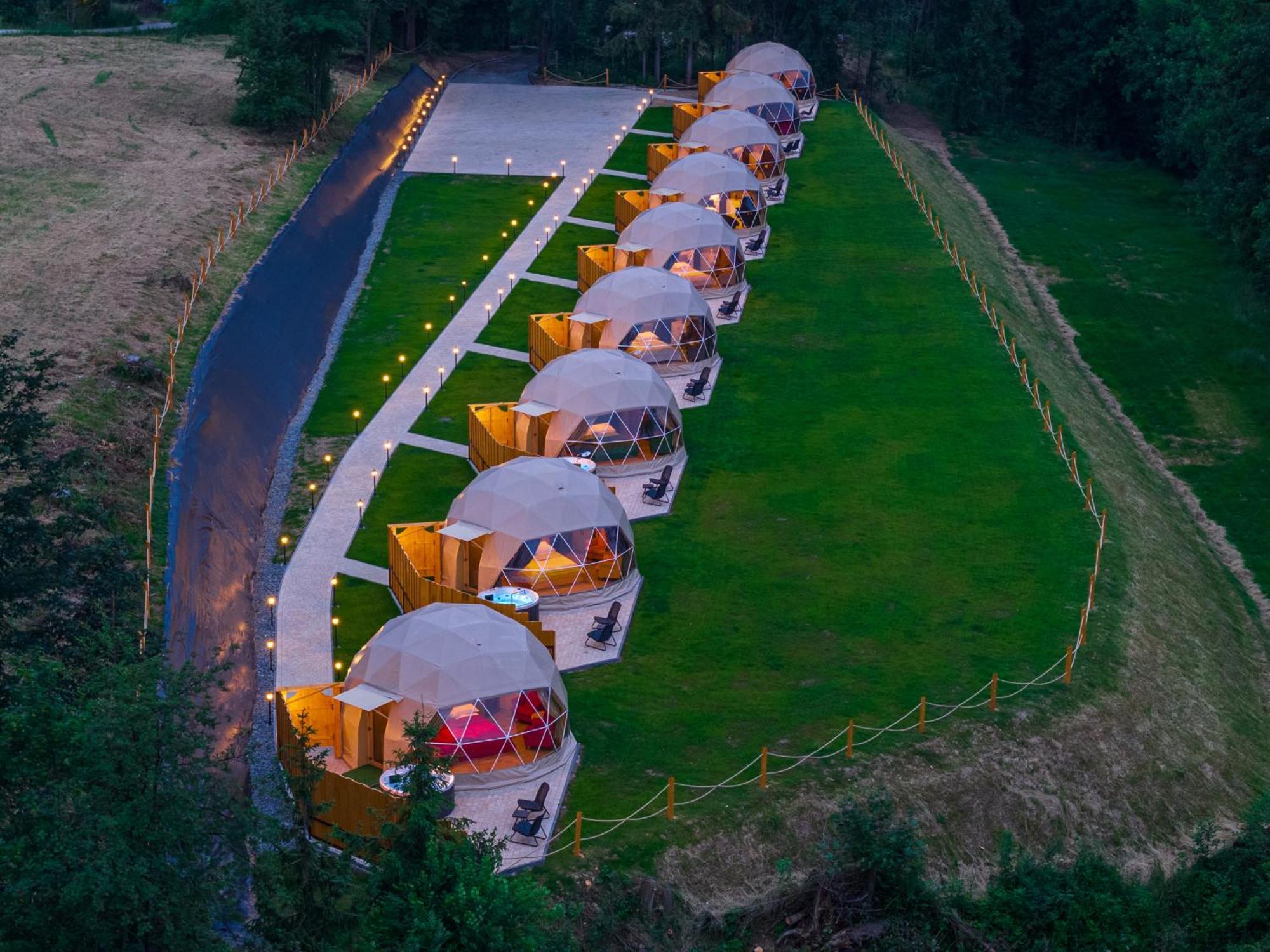 Diamond Glamp & Jacuzzi Hotel Zakopane Bagian luar foto